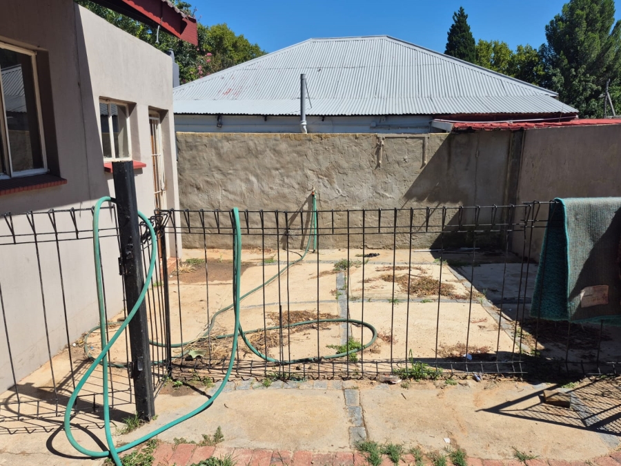 8 Bedroom Property for Sale in Parys Free State
